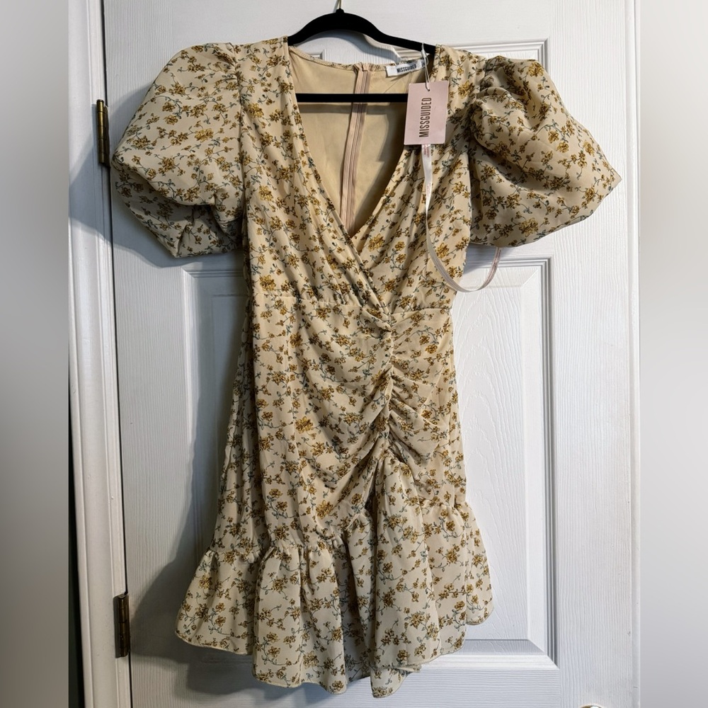 Missguided Cream Floral Mini Dress with Puff Sleeves
